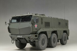 ■1/35 ロシア連邦軍　タイフーン-K　装輪装甲車　完成品