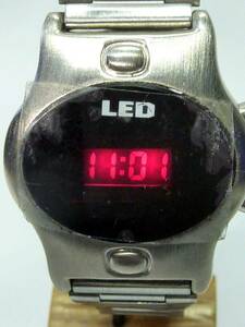 [y4882] postage 270 jpy ~* dead stock LED digital wristwatch oval * search Vintage retro Future at that time watch vintage Neo Classic 