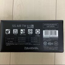 【新品】ダイワ 23 SS AIR TW 8.5L 左ハンドル_画像3