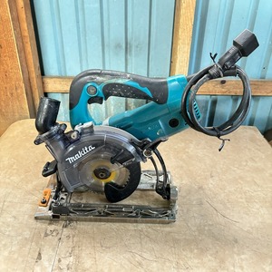 makita マキタ　125mm 防じんマルノコ　KS5200FX　中古　本体のみ　集塵　防振 丸鋸　丸のこ