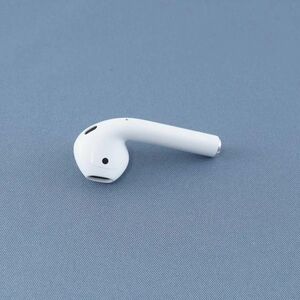 Apple AirPods エアーポッズ USED美品 左イヤホンのみ L 片耳 A2031 第二世代 正規品 MV7N2J/A 完動品 中古 T V9003