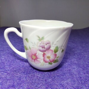 【雑貨】食器 コーヒー カップ ティー カップ フラワー カップ 花柄 BONE CHINA ぐるっと花柄