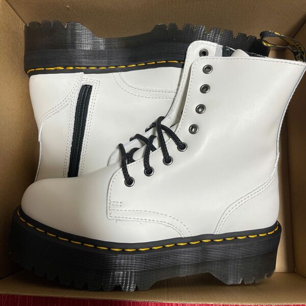 Dr. Martens Jadon プラットフォーム ブーツ