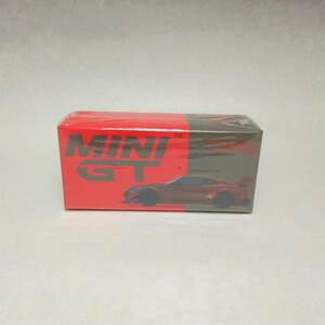 MINI GT 1/64 LB-Silhouette WORKS GT Nissan 35GT-RR ラヴァレッド