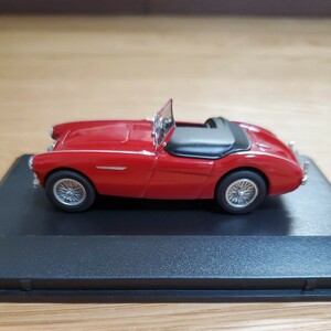 オースチン ヒーレー 100 BN1 （Roof down） カーマインレッド （1/43スケール OXAH1005）