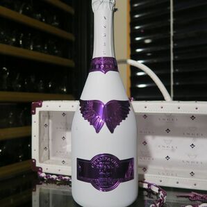 エンジェル ホワイト バレンタインデー・エディション ロゼ レザータイプ 正規品 シャンパン 箱 ケース 鍵付き