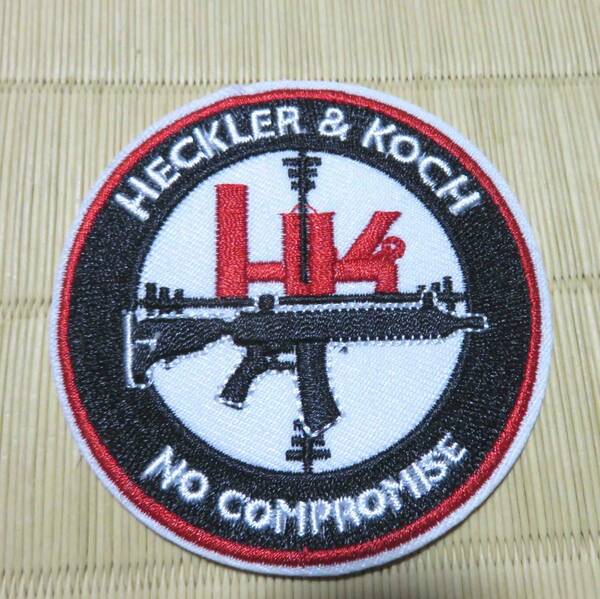 円型◇白黒赤◆新品ヘッケラー&コッホHeckler & Koch 　HK　ドイツ　標的ワッペン（刺繍パッチ）サバゲー/ミリタリー