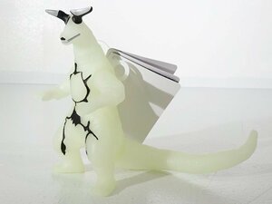 ★中古★BANDAI バンダイ ウルトラ怪獣シリーズ 宇宙怪獣 エレキング 蓄光ver. 人形 ソフビ フィギュア★【TY706】