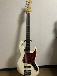 Fender Deluxe Active Jazz Bass V フェンダー　ジャズベース　5弦