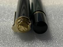 ☆現行モデル Pelikan ペリカン R400 スーベレーン 緑縞 ローラーボール 美品！！☆_画像3