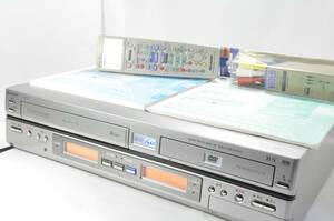 ★超絶美品★シャープ DV-HRW30 VHS⇔DVD⇔HDD ダビOKビデオデッキ！説明書 リモ付 ダビ動作写真有♪