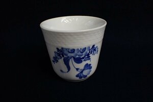 ★120897 ロイヤルコペンハーゲン Royal Copenhagen 染付 花文 コップ マグカップ 洋食器★