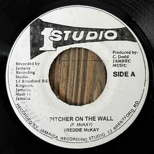 ★名曲/Big Riddim！Bは右記が正！【Freddie McKay - Picture On The Wall / The Clarendonians - Who Laugh Last】7inch Studio One JA Re