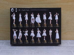 ◎L/925●音楽CD☆AKB48☆0と1の間 Complete Singles ☆数量限定盤☆3CD+DVD☆中古品