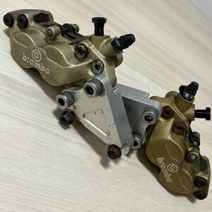 RVF400 NC35 フロントブレーキキャリパー ブレンボキャリパー brembo