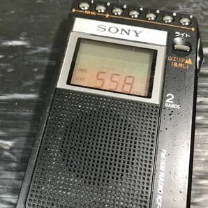 122406 SONY ソニー ICF-R354MワイドFM AM FM 名刺サイズ 防災 登山 山ラジオ ポケットラジオの画像2