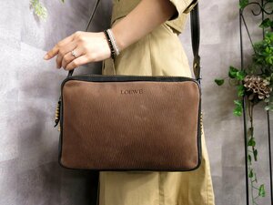 ●超美品●LOEWE ロエベ●ベラスケス●ロゴ型押し●ヌメ革 カーフ レザー 本革●こげ茶 黒●ゴールド金具●斜め掛け●かばん●Js42257