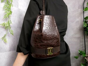 ●超美品●Salvatore Ferragamo フェラガモ●ヴァラ●クロコダイル 型押し レザー 本革●リュックサック●ダークブラウン●G金具●Js42593