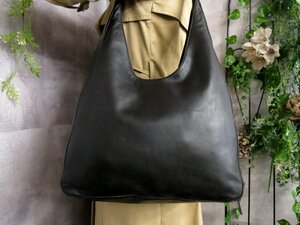 ●超美品●PRADA プラダ●ロゴ型押し●ラム レザー 本革●ワンショルダー バッグ●黒●肩掛け●ヴィンテージ●A4 収納 かばん●Js42515