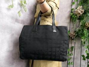 ●超美品●CHANEL シャネル●ニュートラベルライン●ココマーク●ナイロン カーフ レザー 本革●トート バッグ●黒●A4 収納●Js42507