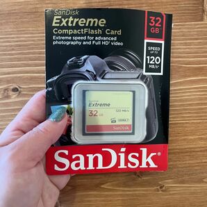 開封のみ　ほぼ新品　SanDisk サンディスク Extreme CFカード コンパクトフラッシュ 32GB 