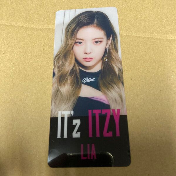 ITZY IT'z ITZY HMV特典クリアしおり LIA 新品 m