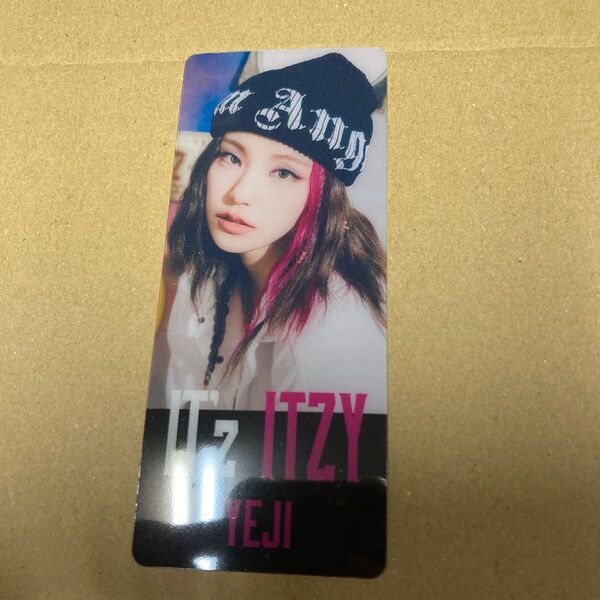 ITZY IT'z ITZY HMV特典クリアしおり YEJI 新品 m