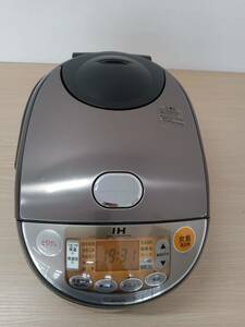 ★【EM642】ZOJIRUSHI　象印　　NP-VD18　2013年製　IHジャー炊飯器