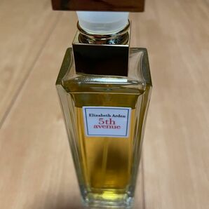 エリザベスアーデン　5th avenue 75ml 香水 オードパルファン