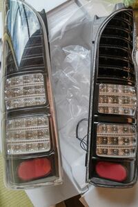 トヨタハイエース200系LEDテールランプ