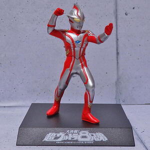  Ultraman Mebius большой решение битва! супер Ultra 8 родственная подставка имеется фигурка 