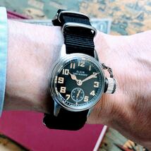 #2884【人気のミリタリー】メンズ 腕時計 エルジン WW2 機械式 手巻 動作品 美品 ラウンド型 ELGIN スモールセコンド 軍用 第二次世界大戦_画像3