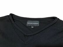 極美品 EMPORIO ARMANI エンポリオアルマーニ EA セーター ニット トップス Vネック イーグル ロゴ 刺繍 メンズ ブラック _画像3