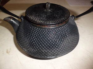  鋳鉄の急須 お茶の道具 1.8L 未使用