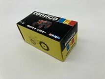 Z1-619 当時物 レトロ トミカ 黒箱 トミー TOMICA ミニカー 保管品 日本製 No.92 1/42 クボタ トラクター_画像7