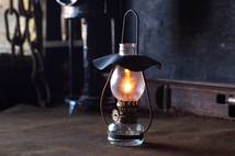 古い小型の山小屋ランプ オイルランプ アンティーク 日本製 動作良好 _画像1