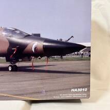 ★新品★ HM ホビーマスター F-111E Aardvark The Chief 68-0020 20th TFW flagship 1989 アメリカ 戦闘機 HA3010_画像3