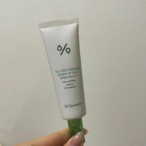 Dr.Ceuracle TEA TREE PURIFINE GREEN UP SUN 日焼け止め