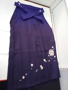 YA4871 和装　レトロ　紫系ボカシ刺繍　袴　はかま　行灯袴　紐下91㎝　ポリエステル　成人式　卒業式　謝恩会　パーティー　コスプレ