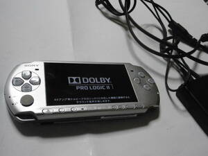 SONY　PSP3000　ミスティックシルバー　純正充電器、メモリカード付　動作確認済
