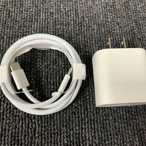 iPhone15,15Pro用 高速充電器 1mタイプC - Cケーブル付