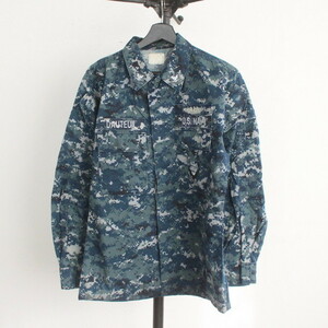 N36 2000年代製 U.S.NAVY ミリタリー 長袖シャツ■00s Mサイズくらい デジタルカモ ブルー 刺繍 トップス アメカジ 古着 柄シャツ 卸 90s
