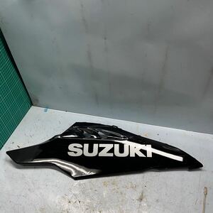 SUZUKI スズキ　GSX-R1000 アンダーカウル サイドカウル カバー　カウル　フェンダー　純正品