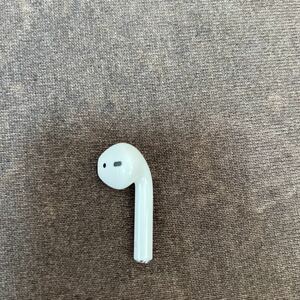 Apple純正 AirPods 第2世代 右　イヤホン MV7N2J/A 右耳のみ 新品未使用品