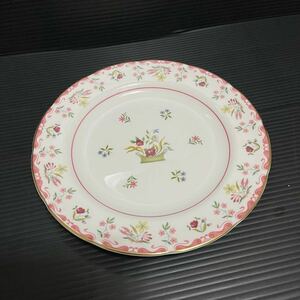 ウェッジウッド Wedgewood ビアンカ　BIANCA ソーサー 1枚　未使用美品　箱無し　アンティーク ディナープレート 洋食器 プレート 