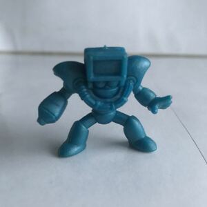 ■昭和レトロ ロックマン　ダストマン　ボス　マイナー消しゴム　フィギュア人形ファミコンゲームカプコン当時物a■検おまけ食玩昔古い玩具