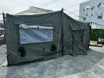 【米軍放出品】未使用品 大型テント シェルター 軍用指揮所テント ミリタリー CAMEL MGPTS 18×18FT キャンプ ８〜10人用防災 ☆CL2T_画像2