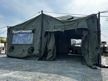 【米軍放出品】未使用品 大型テント シェルター 軍用指揮所テント ミリタリー CAMEL MGPTS 18×18FT キャンプ ８〜10人用防災 ☆CL29AD_画像4