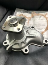 シルビア KS13 S13 CA18D 1800 88.05-91.01 ウォーターポンプ 日立製 パロート 社外新品 純正品番確認_画像1