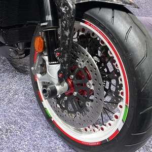 MV Agusta Brutale 675 800 RR Dragster 800/RR/RC F3 675 RC 800 RC フロントアクスルスライダー